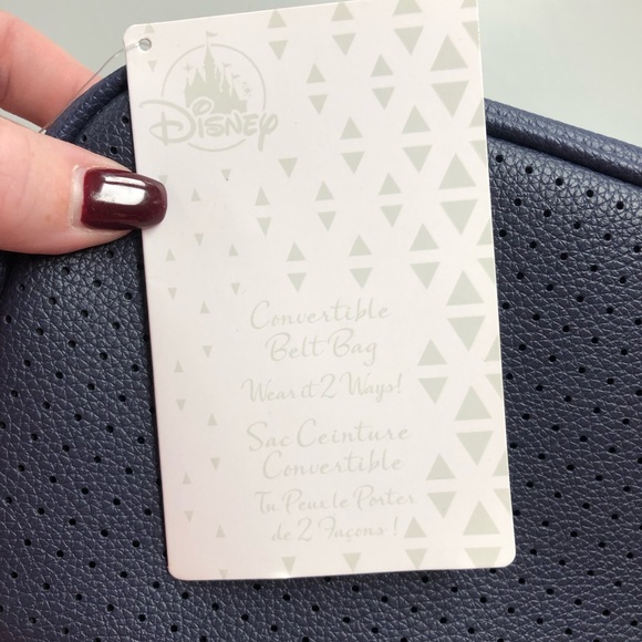 NWT - Disney convertible belt bag in navy 🤩 - Picture 9 of 9